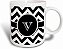Caneca Mágica Transformadora 3dRose Preto e Branco Chevron Monograma Inicial V, 11 oz - Imagem 1