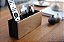 Organizador de mesa Yamazaki Home Caddy - Porta-controles remotos de TV e suporte para canetas | Aço + Madeira, Tamanho Único, Marrom - Imagem 4