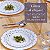 Conjunto de Jantar Descartável Silver Spoons Party 40 PC Dinner Side Plates | Coleção de Pontos Charmosos, 20 Porções, Branco/Prateado - Imagem 3