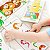 Cartões de aprendizado com números grandes Poke-A-Dot da Melissa & Doug - 13 números, formas e cores em ambos os lados com botões para estourar - Livro Poke A Dot de cartões de aprendizado interativo extragrandes para crianças. - Imagem 5