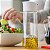 Whiskware Glass BlenderBall Batedor à Prova de Vazamentos Frasco Agitador para Molhos de Salada com Tampa Auto Fechante para Não Derramar, 2.5 Copos, Branco - Imagem 2