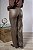 Calça Reta Feminina Resinada com Elastano e Bolsos - Imagem 15