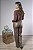 Calça Reta Feminina Resinada com Elastano e Bolsos - Imagem 18