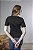 Blusa Tricot Feminina Manga Curta Com Gola E Barra Ondulada - Imagem 9