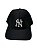 Boné inspirado na NY(Logo branca)- PRETO - Imagem 1