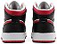 Tênis Nike Air Jordan 1 Mid - White Very Berry - Imagem 4