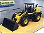 Trator Pá Carregadeira New Holland W170 Agriculture 1/50 - Burago - Imagem 6