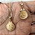 COLAR COM PINGENTE AGNUS DEI BANHADO OURO 18 K - Imagem 3