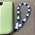 Phone Strap com peças de vidro(tipo murano) branco e azul. - Imagem 3