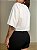 T-shirt Cropped Drink Bia Off White - Imagem 4