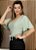 Blusa Listrada com Decote V - Moda Feminina - Casual - Evangélica - Social - Imagem 2