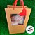 Sacola de Papel com visor duplo de PVC 22x13x13 - Kraft com Alça Vermelha e Tag de Coração - 1 unidade - Rizzo - Imagem 6