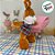 Coelho de Pelúcia Caramelo com Roupa Xadrez para Pendurar - 29cm - 1 unidade - Rizzo - Imagem 2