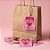 Tag Quadrada De/Para "Feliz Dia Dos Namorados" Com Sisal - 4,5x5cm - 15 unidades - Stickr - Rizzo - Imagem 1