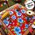 Toalha de Mesa Chita Vermelha - Flor Azul - 67,5x67,5cm - 1 unidade - Rizzo - Imagem 3