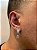 Brinco Masculino Par Argola 4 Fileiras G Cravejada Com Número 2 Pendurada (9,8X5,7mm) Banhado A Ouro Branco BRIN002 - Imagem 4