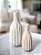 Kit 2 Garrafas Riscadas Off-White e Bege Vaso Decorativo - Imagem 7