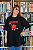 Camiseta Oversized A Quem Produz, Tudo Pertence por Gabriel Vasques - Imagem 2