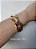 Bracelete Elo Dourado Impacto - Luxo e Estilo Atemporal - Semijoia Banhada a Ouro 18K - Imagem 3