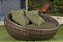 CHAISE LOTUS JUNCO SINTÉTICO MARROM ALMOFADAS VERDES 135X160 - Imagem 1