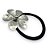 Elástico Ottavia | Elástico de cabelo de metal com flor prateada - Imagem 5