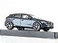 Miniatura Volvo V40 2016 1:43 Denim Blue ou Amazon Blue Norev - Imagem 14