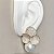 Brinco de flor 3 pétalas cravejadas com zircônias cristal e pérola shell com Banho de Ouro 18k - Imagem 6