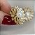 Brinco flor com pérola shell cravejada com zircônias na cor cristal com banho de ouro 18k - Imagem 8