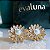 Brinco flor com pérola shell cravejada com zircônias na cor cristal com banho de ouro 18k - Imagem 4