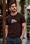 T-SHIRT MASCULINA - SKATE FORTE E CORAJOSO - COR MARROM - Imagem 7