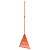 Vassoura Plástica 120CM 22 Dentes Cabo de Madeira Laranja 77850721 Tramontina - Imagem 1