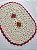 Par de Tapete de Croche Modelo Oval Flor Vermelho - Cor Cru - Imagem 1