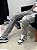 Calça jeans Titular marmotizada com rasgos - Imagem 3