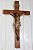 Crucifixo de parede 45 cm (resina e madeira) - Imagem 2