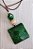 Colar de Cordão e Resina com Pingente Verde - Imagem 3