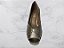 Sapato peep-toe de couro, metalizado prata velho, detalhes de recortes e peças, salto bloco 4 cms. - Imagem 4