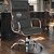 Cadeira Original Design Office Eames Presidente com Rodinhas Cromadas e Anti Risco Linha Capa em Madeira Clara - Preto - Imagem 1