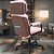 Cadeira Original Eames Presidente com Rodinhas Black e Anti Risco Linha Capa em Madeira Escura - Rosa Claro - Imagem 3