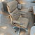 Cadeira Original Eames Presidente com Rodinhas Cromadas e Anti Risco Linha Capa em Madeira Escura ou Clara - Bege - Imagem 2