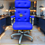 Cadeira Original Eames Presidente com Rodinhas Cromadas e Anti Risco Linha Capa em Madeira Escura ou Clara - Azul Royal - Imagem 1