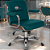 Cadeira Original Eames Diretor com Rodinhas Cromadas e Anti Risco Linha Capa em Madeira Escura Verde - Imagem 2