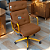 Cadeira Design Office Eames Signature Presidente Dourada com Rodinhas - Anti Risco - Capa em Madeira - Caramelo - Imagem 2