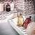 Loção Corporal Molton Brown, 10 onças fluidas - Imagem 5