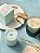 Vela de Soja Perfumada Matte de Cerâmica Fresh Sea Salt Essentials Beautifully Done da Illume - Imagem 3