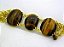 Bracelete 03 Pedras Olho de Tigre Lapidação Cabochão Dourado - Imagem 1