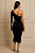 VESTIDO MIDI CANELADO UM OMBRO MANGA LONGA E ABERTURA COM FIVELA NA CINTURA PRETO - Imagem 4