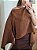 Blusa capa com top marrom - Imagem 8