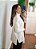 Poncho tricô gola rolê off white - Imagem 3