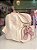Mochila Luxo Bege Pingente Rose - Imagem 8