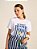 T-shirt Mayra de Malha Estampada Beach Stripes Branca - Imagem 4